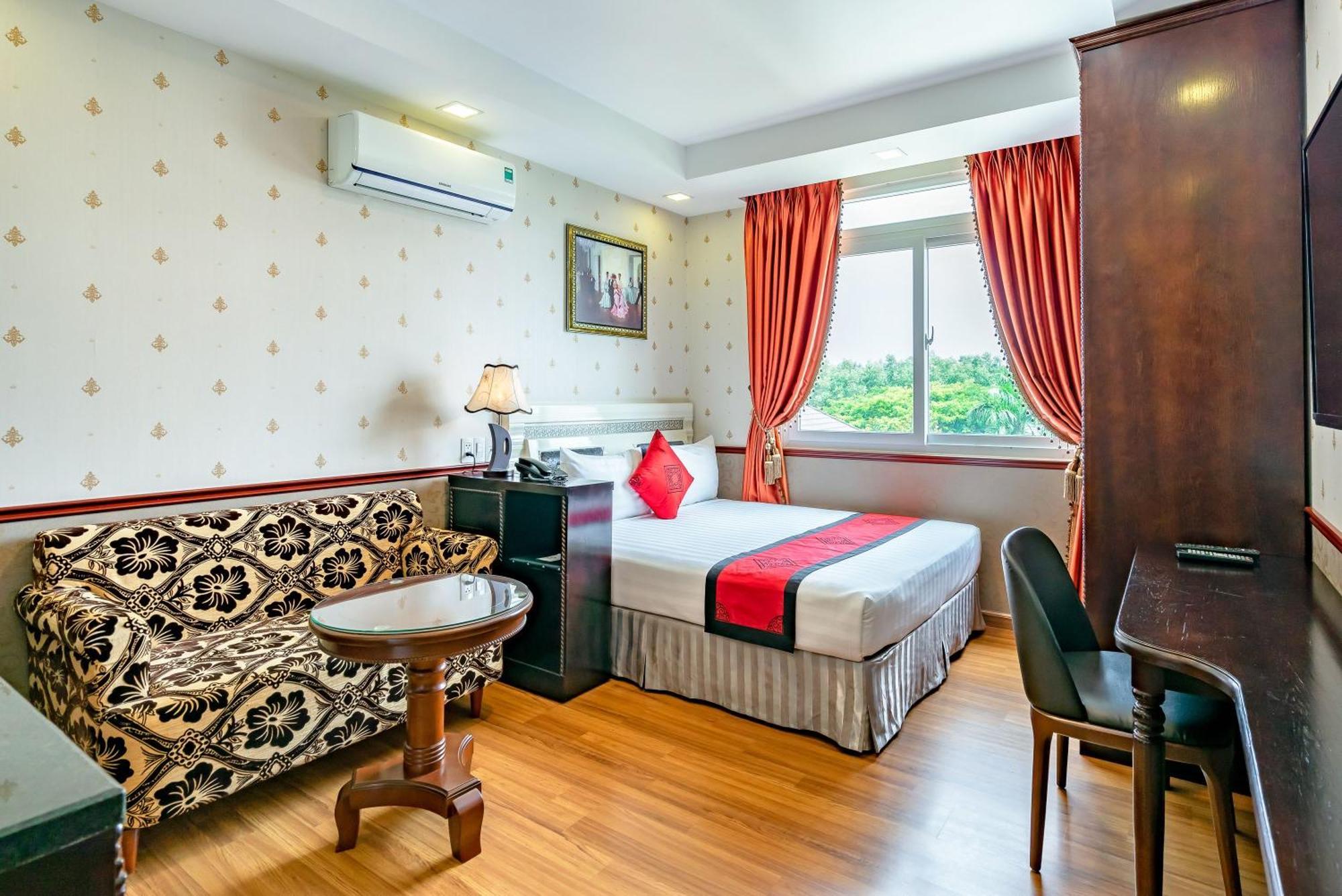 Collection O Emerald Luxury Apartment - Near Secc Ho Chi Minh City Exterior photo