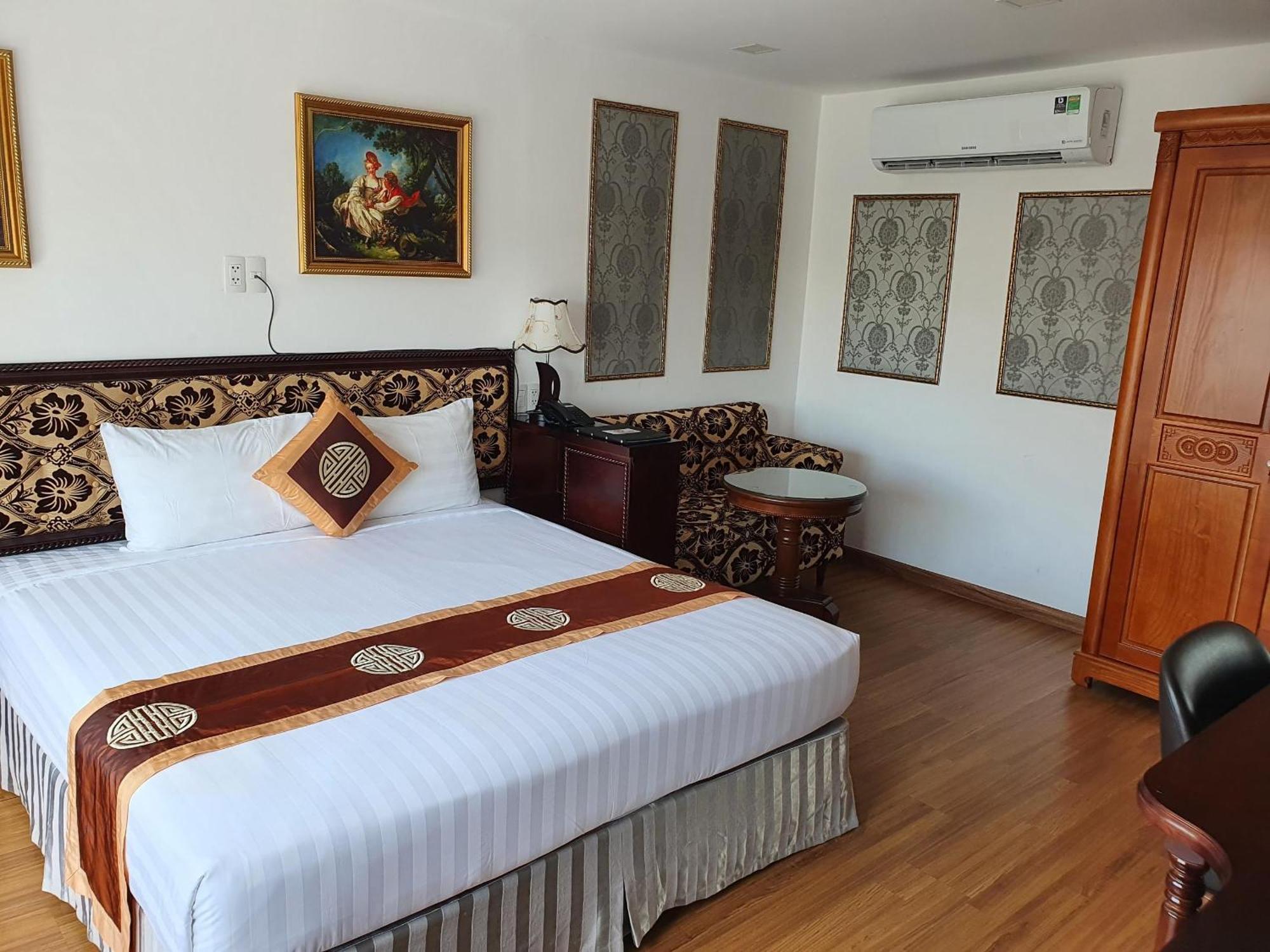 Collection O Emerald Luxury Apartment - Near Secc Ho Chi Minh City Exterior photo