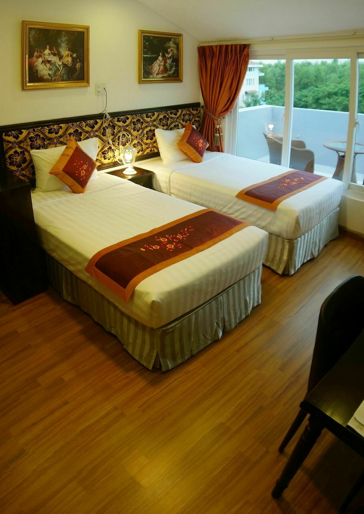 Collection O Emerald Luxury Apartment - Near Secc Ho Chi Minh City Exterior photo