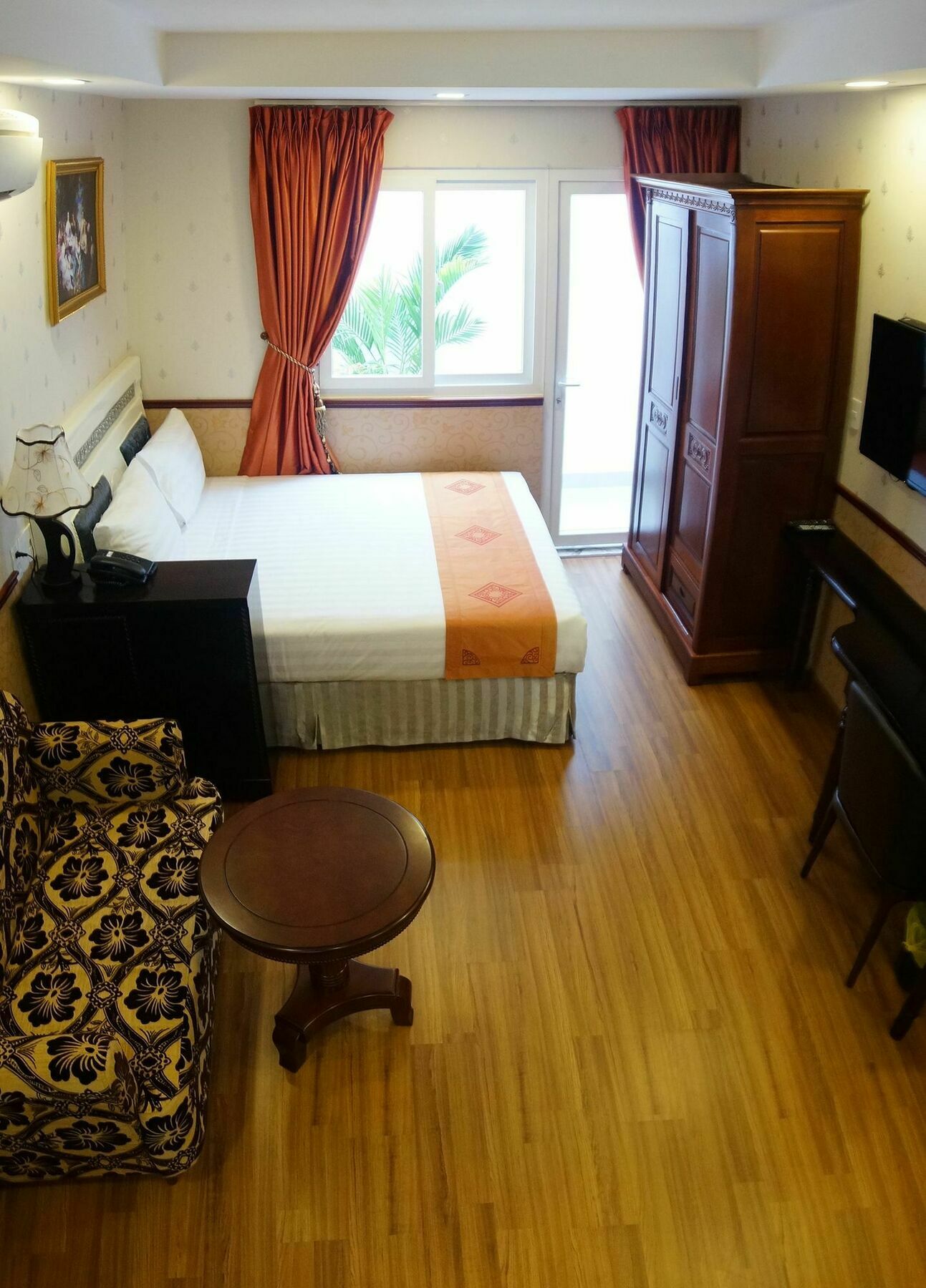 Collection O Emerald Luxury Apartment - Near Secc Ho Chi Minh City Exterior photo